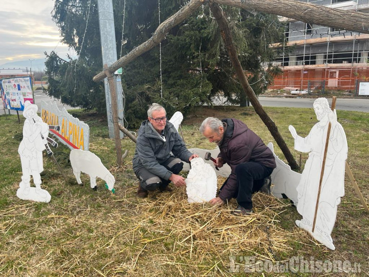 Pinerolo: é stato sostituito il Gesú Bambino rubato ad Abbadia 