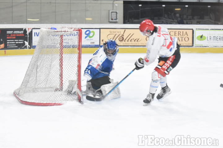 Hockey ghiaccio Ihl, Valpe fa sua una gara pazza contro Como: 7-6 di Long all'overtime 