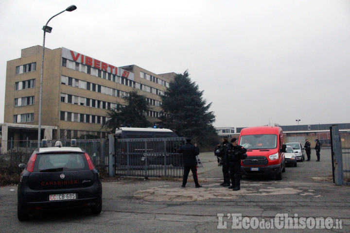Nichelino: rave party ancora in corso, prime identificazioni