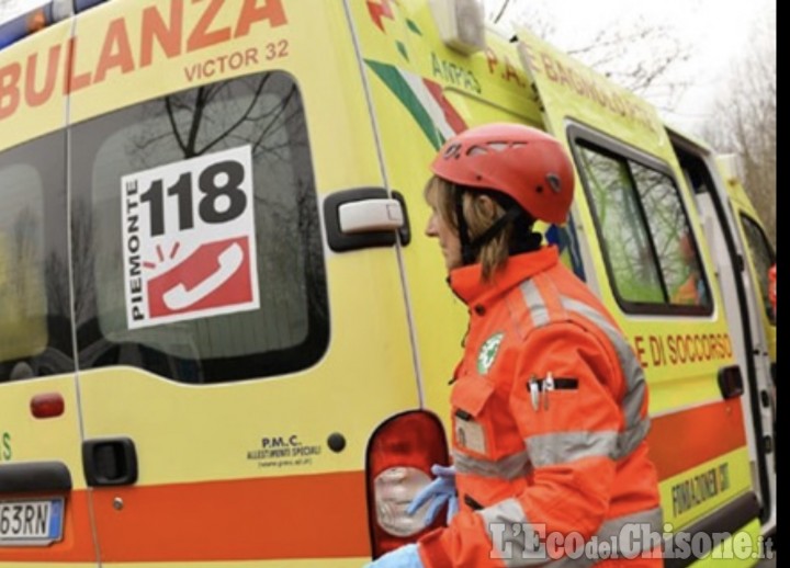 Orbassano: investito da un'auto mentre attraversava strada Volvera, 81enne in ospedale