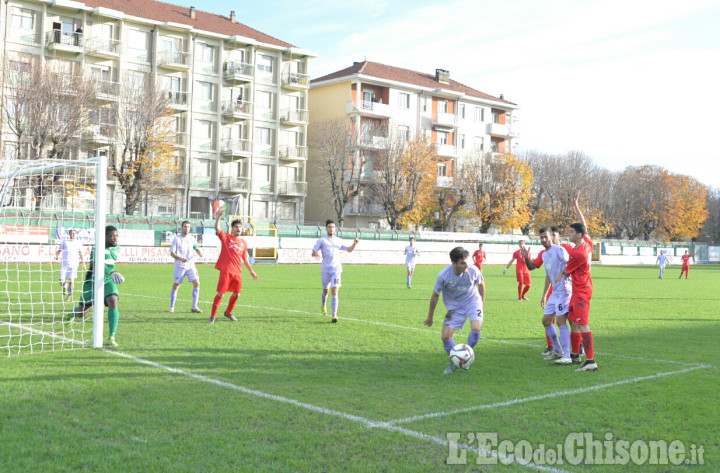 Calcio: Pinerolo perde al 91&#039; contro il fanalino di coda Legnano