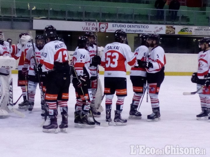 Hockey ghiaccio, Valpeagle in scioltezza: 12 a 0 nel derby contro lo Sporting