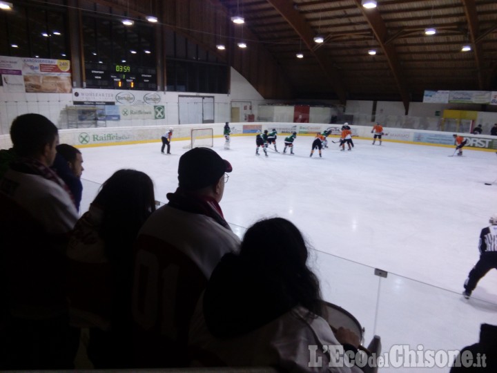 Hockey ghiaccio, dopo il primo tempo Valpeagle sul pari in casa Vinschgau:1-1
