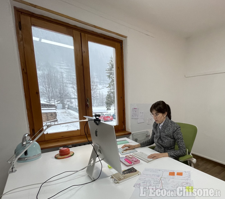 Vivere in montagna: da Milano alla Val Germanasca, Samantha De Reviziis racconta perché ha scelto di trasferire la sua agenzia di social media marketing a Ghigo di Prali
