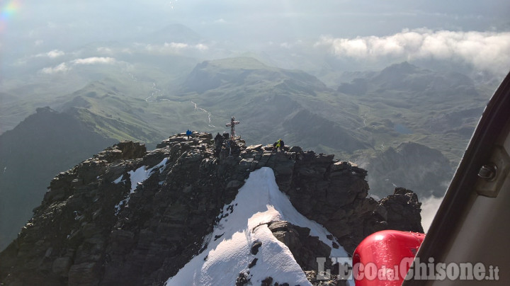 Crissolo: recuperati i due escursionisti bloccati dal maltempo sul Monviso