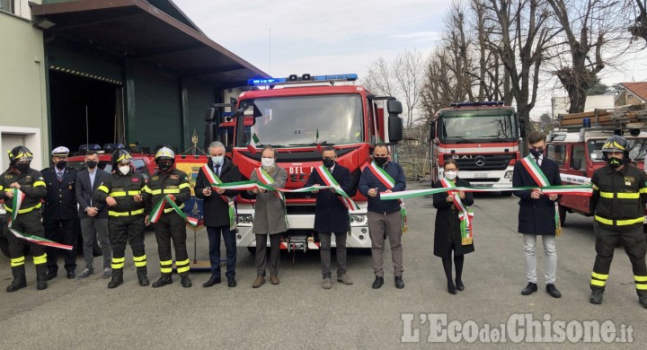 Rivalta: consegnata ai Vigili del fuoco volontari la nuova autopompa