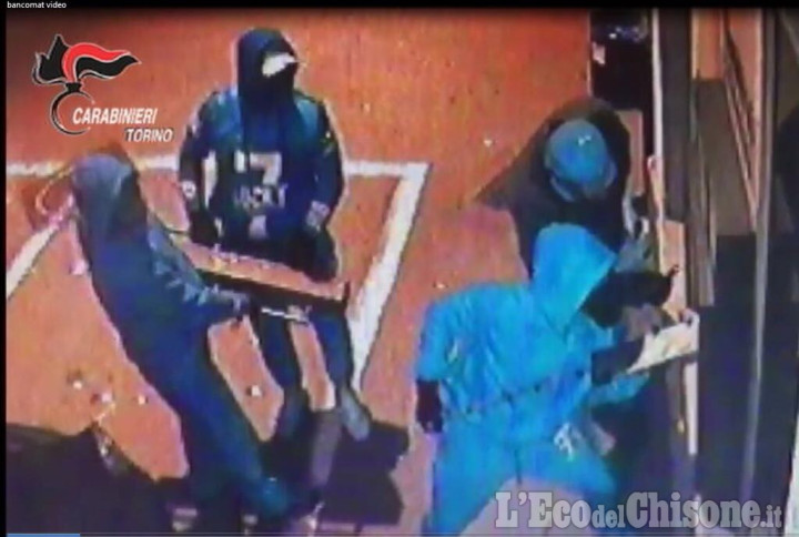 Con l&#039;esplosivo facevano saltare i bancomat, arrestati due rivaltesi: colpi a Reano, Piossasco, Frossasco