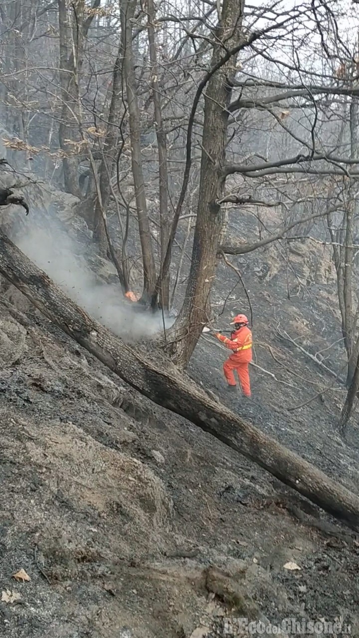 Paesana, nuovo incendio boschivo alla Ghisola