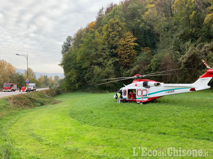 Inverso Pinasca: grave un ciclista investito da un'automobile sulla variante