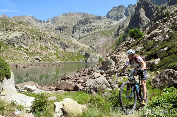 Cavour, questa sera(18,30) Iron Bike sulla Rocca e Scala Santa: inizia la cavalcata nelle valli olimpiche