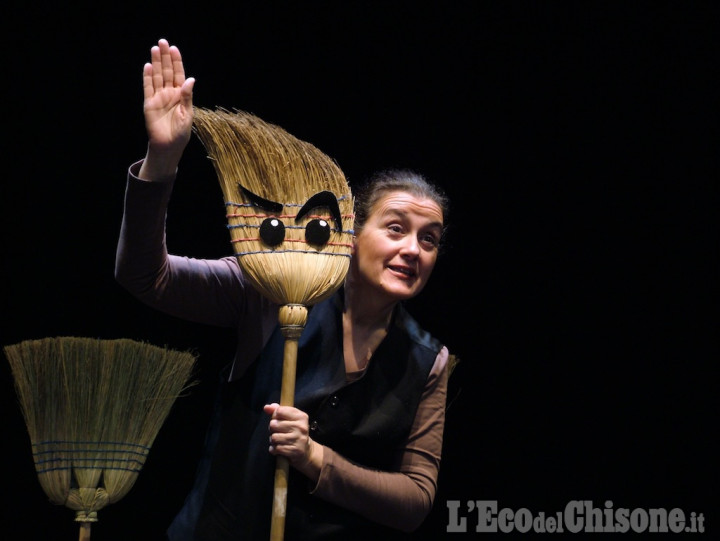 Questa sera a Pinerolo &quot;L&#039;isola dei bambini&quot;