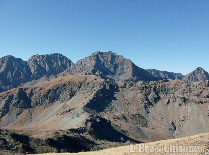 Alpinista francese precipita tra il Monte granero e il monte Meidassa, è vivo