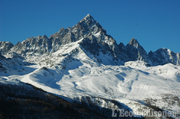 Valanga sul Monviso, muore alpinista cuneese di 20 anni