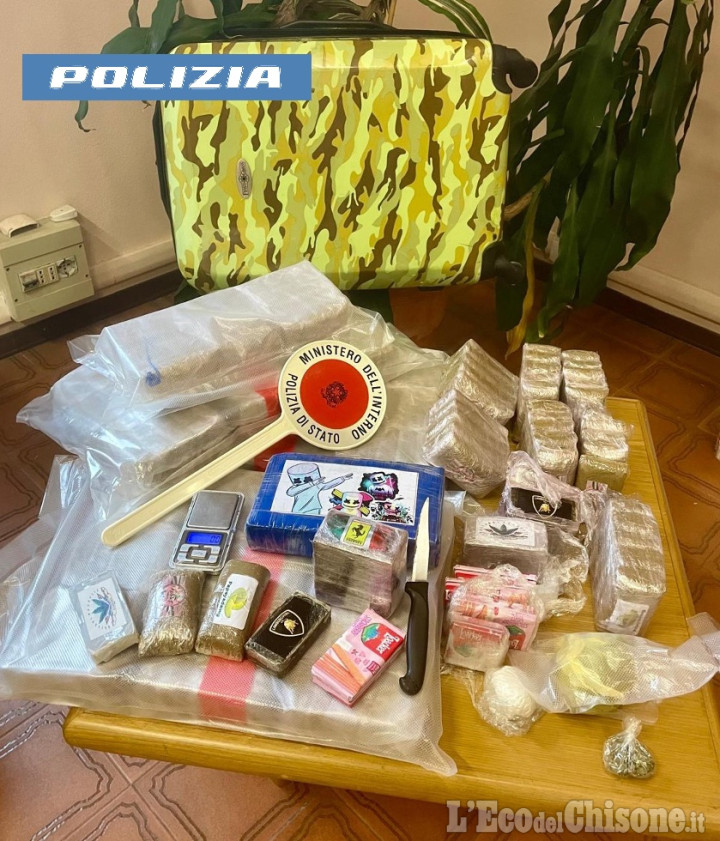 Nichelino: trasportavano chili di droga in un trolley, arrestati due spacciatori