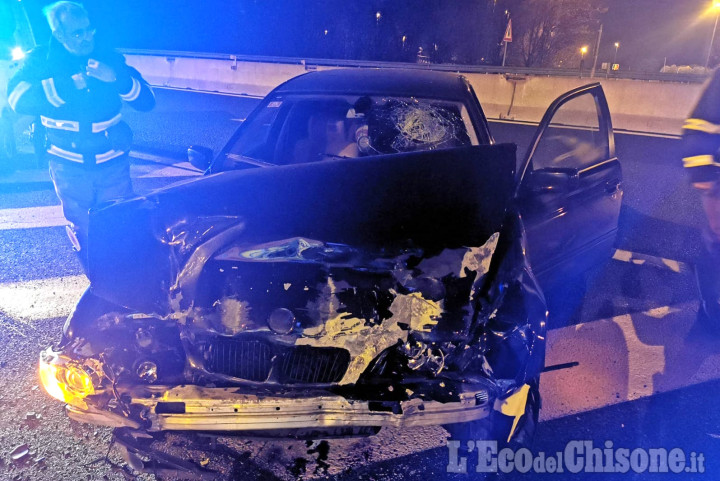 None: ubriaco al volante, neopatentato si schianta con la potente auto del papà