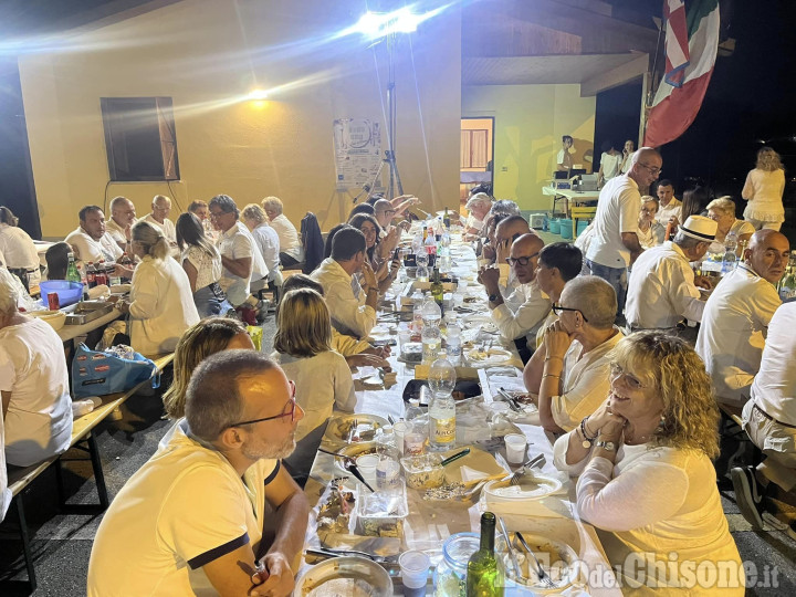 Orbassano: a Tetti Valfrè sabato sera c'è la cena in bianco