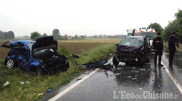 Orbassano: scontro fra auto, schianto mortale in via Stupinigi