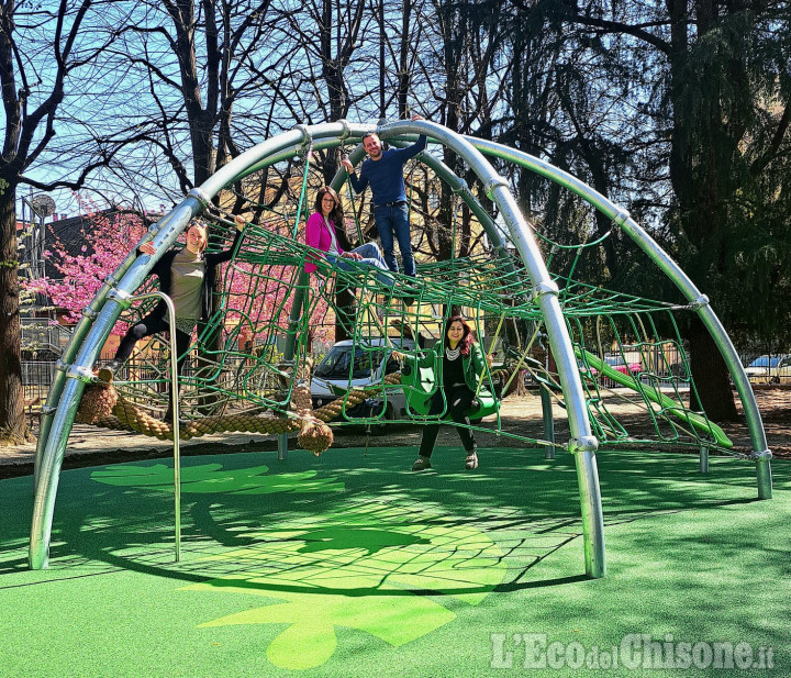 Pinerolo: riapre oggi, rinnovato, lo storico Parco Giochi di Via Diaz