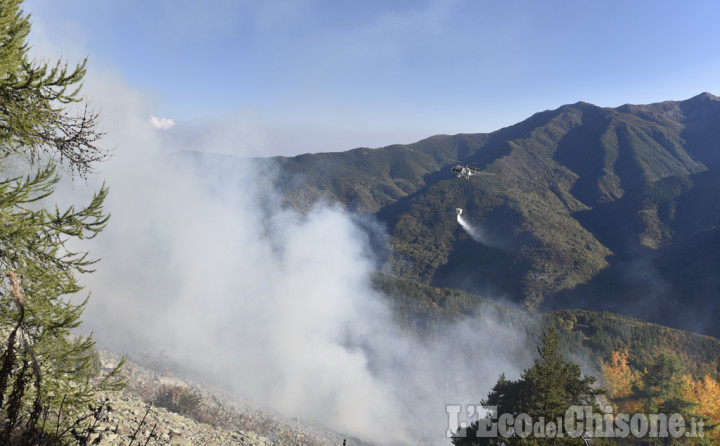 Dichiarato chiuso l&#039;incendio a cavallo tra Val Chisone e Val Germanasca