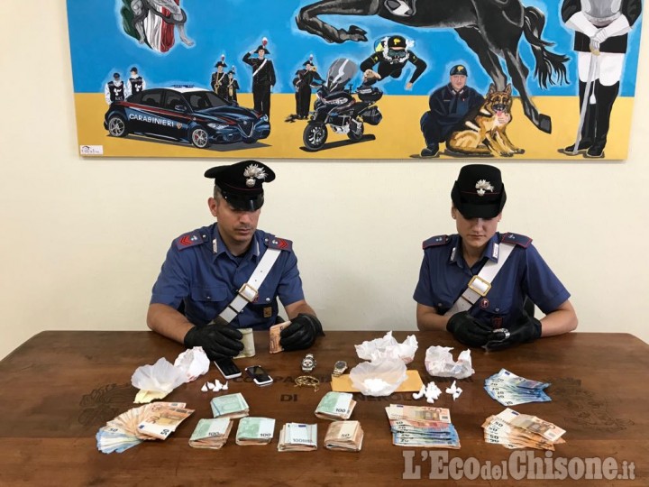 Pinerolo: spacciava cocaina in via Rodi, arrestato 46enne