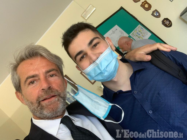 Pinerolo, per la maturità di Alex i complimenti della ministra Azzolina