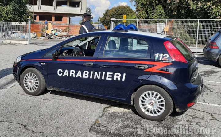 Beinasco: palpeggiano delle ragazzine durante la sfilata di Carnevale, denunciati per violenza sessuale