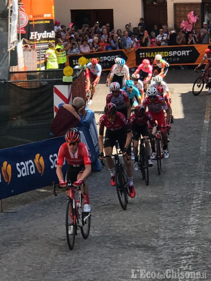 Giro d&#039;Italia: fuggitivi a Pinerolo