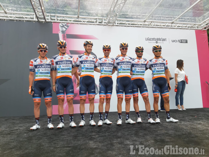 Giro d&#039;Italia: pronti alla partenza della tappa Pinerolo-Ceresole Reale