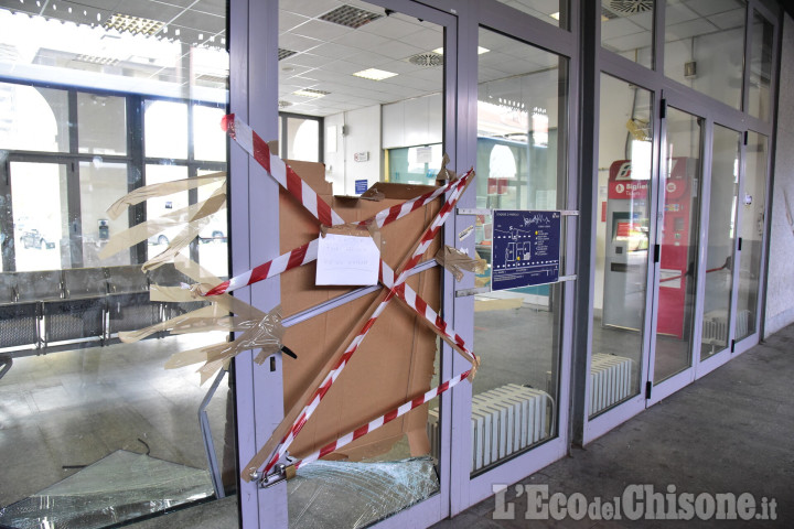 Pinerolo: attivo il servizio di vigilanza notturna armata alla sala di attesa della stazione 