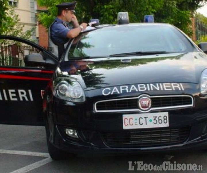 Truffa dello specchietto: Carabinieri di Nichelino arrestano un 22enne
