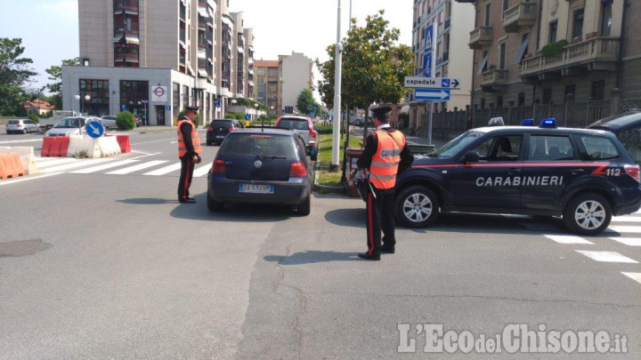 Serrati controlli dei carabinieri di Saluzzo: un arresto, perquisizioni e sequestri di droga