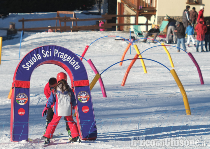 Pragelato: domenica 2 festa sulla neve con la Scuola Nazionale Sci