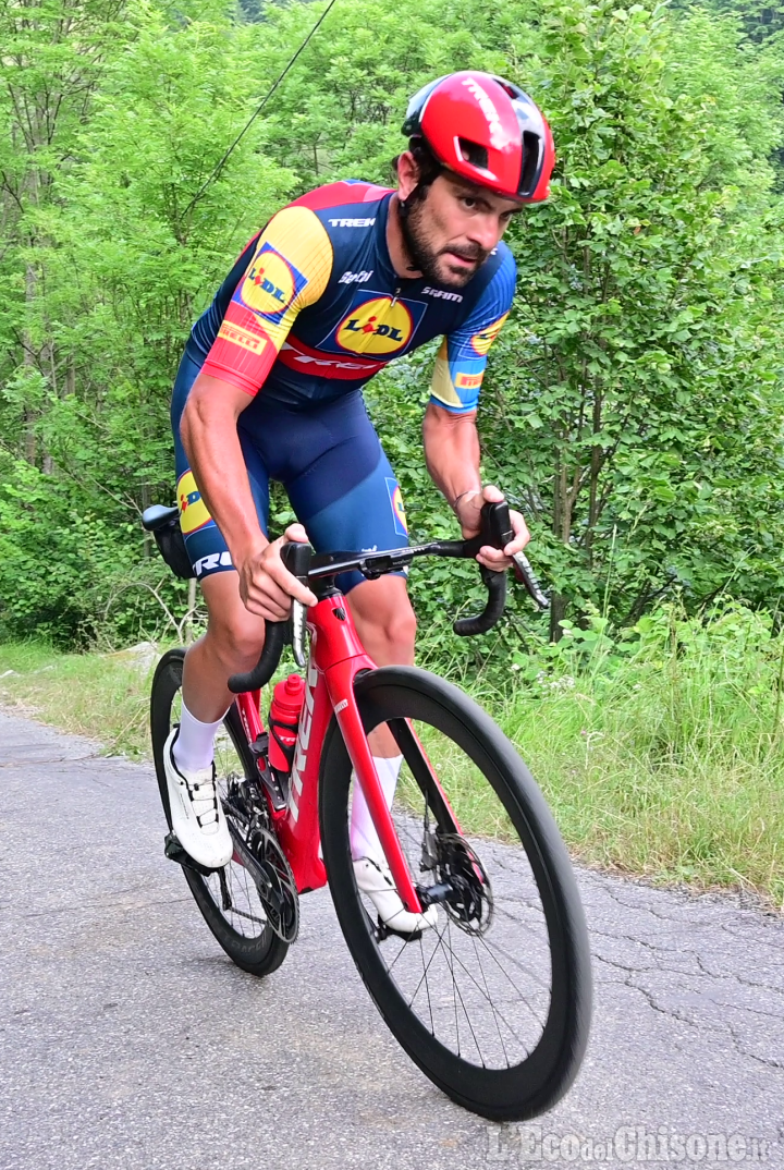 “Upslowtour": Luserna-Rorà, pedalata con Mosca e Chiappucci e cronoscalata