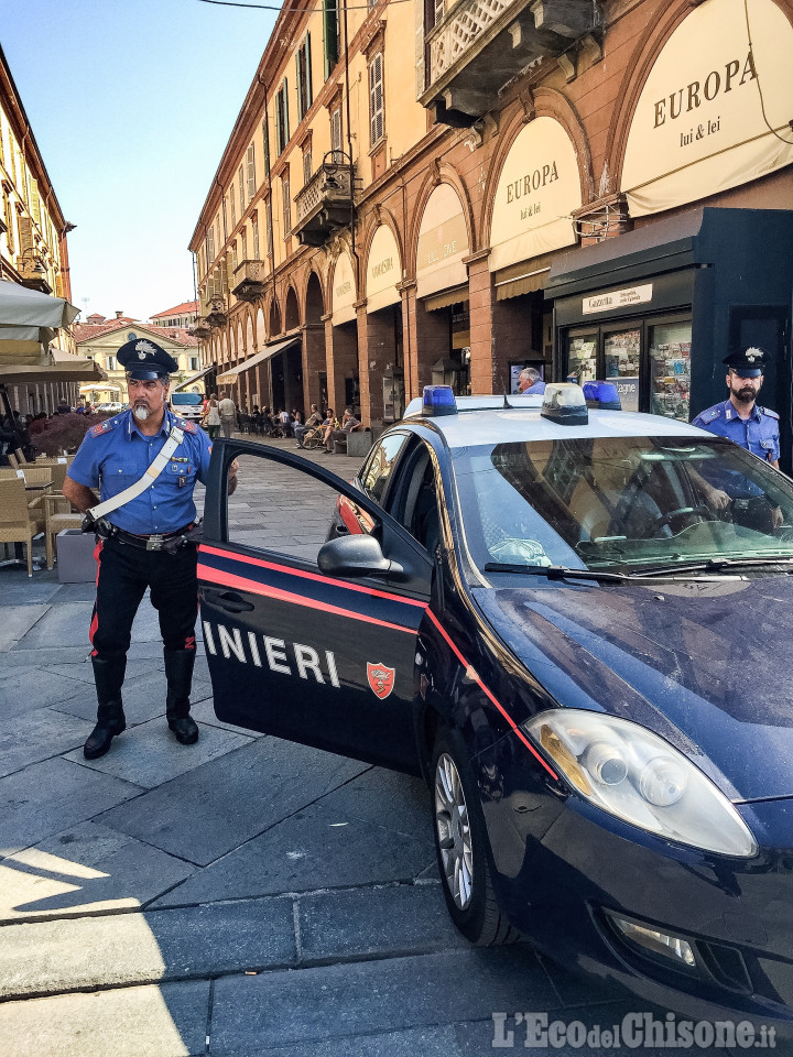 Saluzzo: minacce tra magrebini nel dehors, due denunciati