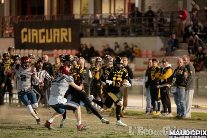 Football americano seconda divisione: i Giaguari vincono il derby torinese 27-0