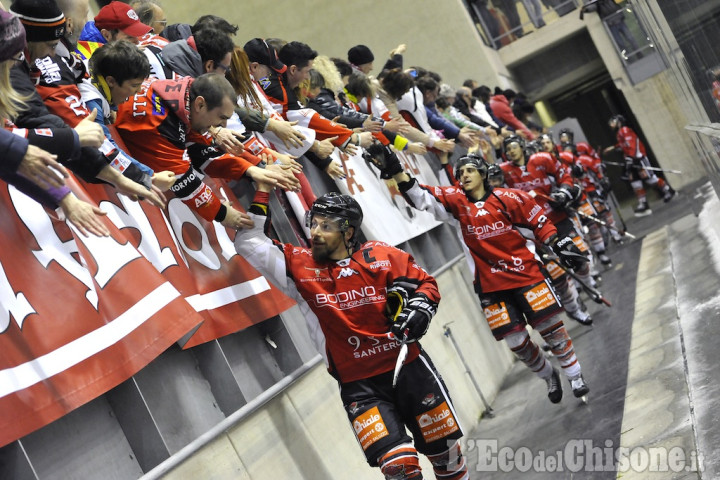 Hockey ghiaccio, martedì sera della verità: gara 7 ad Asiago con Valpe che ci crede