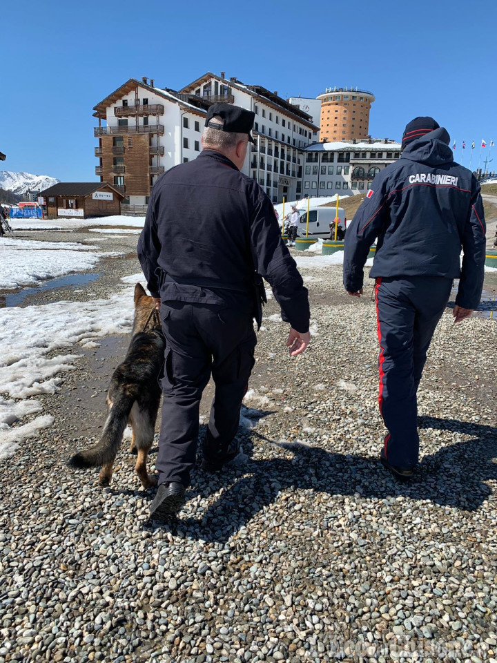 Sestriere: controlli dei carabinieri sulle piste da sci della Via Lattea