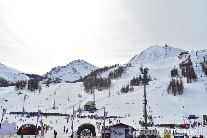 Sci alpino: record di iscritti (oltre duemila giovani atleti) al 41° Uovo d'Oro di sabato 30 a Sestriere. Tutti in pista per lo Slalom Gigante di Pasqua