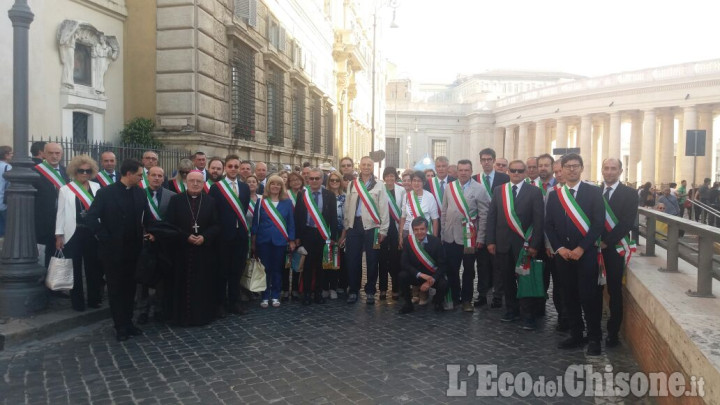 I sindaci del Pinerolese a Roma dal Papa