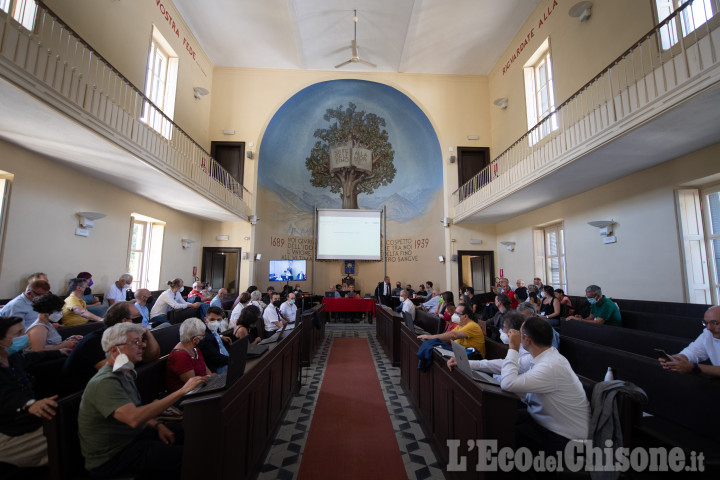 Sinodo a Torre Pellice: Alessandra Trotta riconfermata moderatora della Tavola valdese