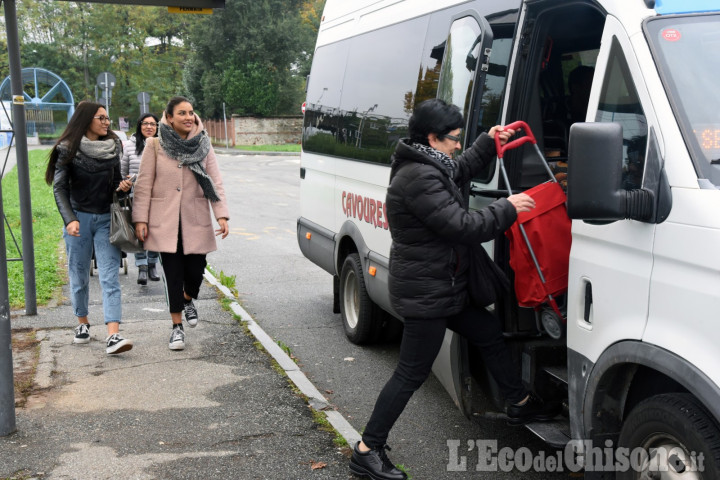 A Pinerolo, sulla navetta gratuita del sabato mattina