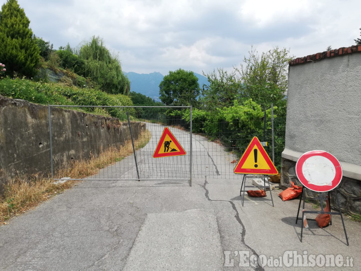 Pinerolo: Strada al Colletto chiusa nel tratto collinare che porta alla chiesa