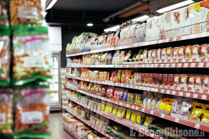 Supermercati aperti il 1° maggio: il Tar ribalta il decreto regionale