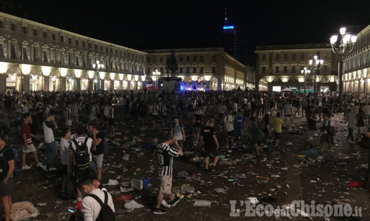 Torino, panico in piazza San Carlo durante la partita della Juventus, la testimonianza di una pinerolese: «Io e mio figlio abbiamo avuto reale paura di morire»