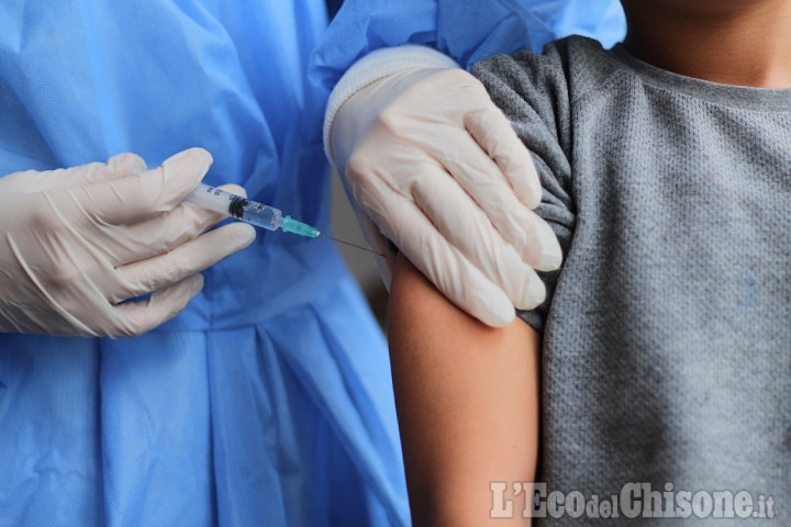 Vaccinazioni pediatriche anticovid : le dosi arriveranno il 23 dicembre