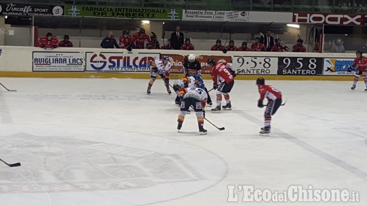 Hockey ghiaccio, dopo il primo tempo di gara 4 a Torre Valpe 0-0 contro Asiago
