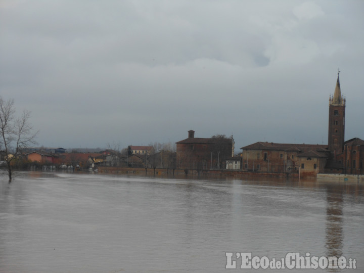 Alluvione : Villafranca, Navaroli e Valentino, acqua fino ad un metro e mezzo