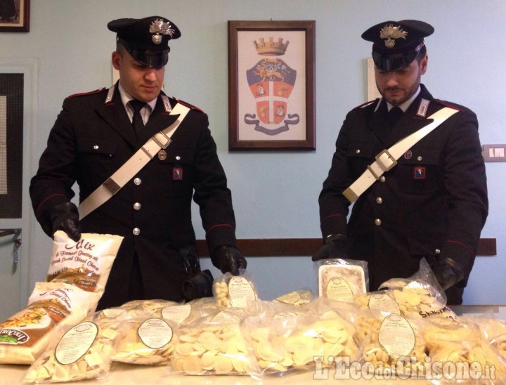 Villafranca: ladri di pasta, denunciati dai carabinieri