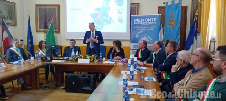 Cirio a Villafranca incontra i sindaci della Pianura: si parla di fondi per lo sviluppo e la coesione