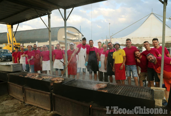 Villafranca, stasera sfilata dei trattori 